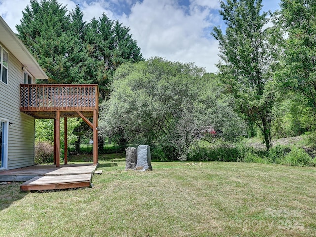 14 Spring Lake Dr, Fletcher, NC 28732 - view of green lawn featuring a wooden deck