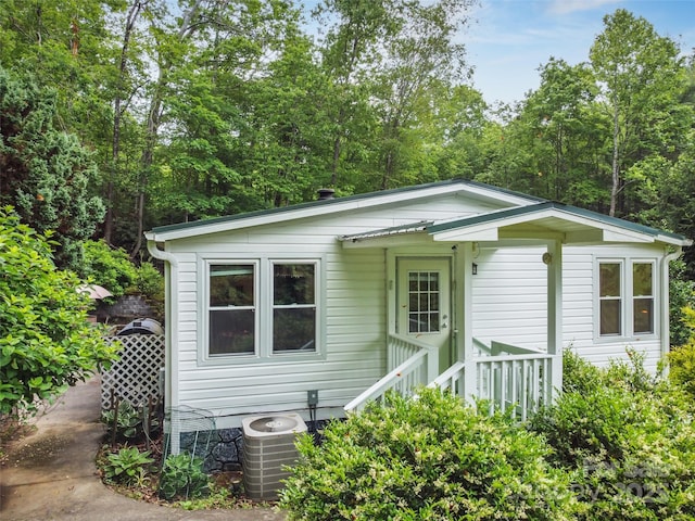 275 Bulldog Ln, Green Mountain, NC 28740 - view of bungalow-style house
