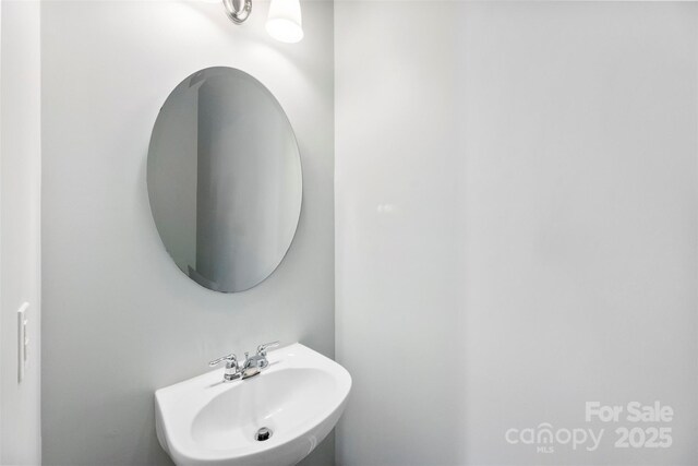 448 River Park Rd, Belmont, NC 28012 - bathroom featuring a sink