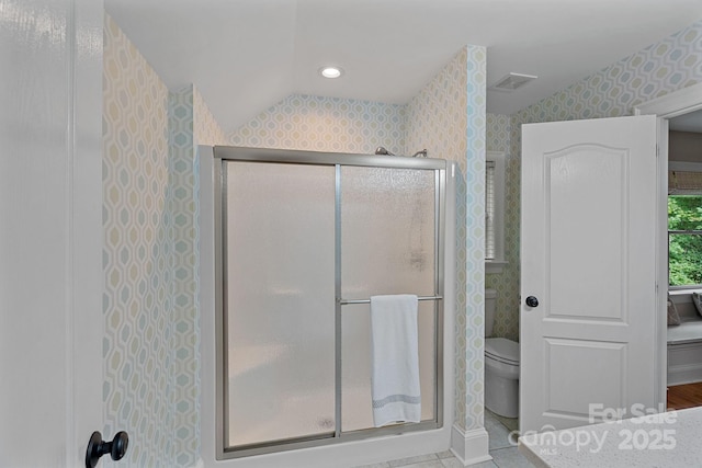 1317 Longleaf Ct, Matthews, NC 28104 - full bathroom with wallpapered walls, a shower stall, and lofted ceiling