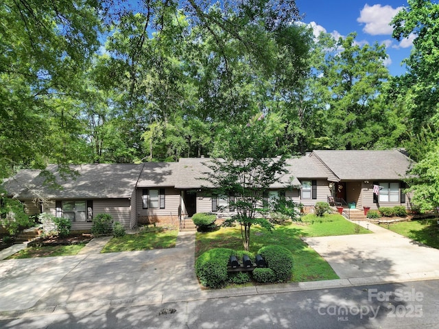 1003 Cranberry Cir, Fort Mill, SC 29715 - view of front of property with roof with shingles