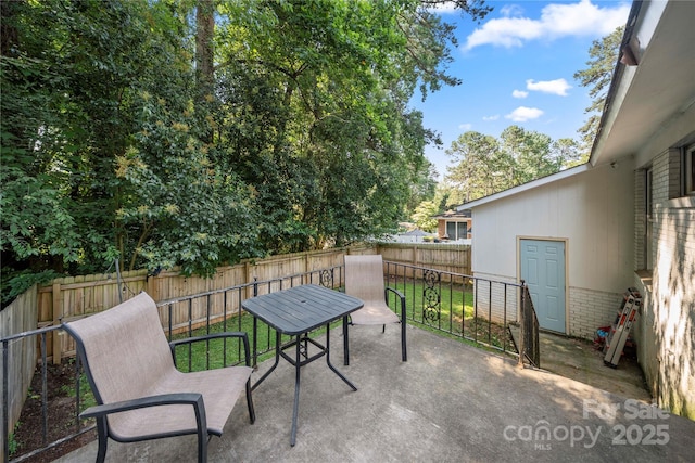 3130 Erskine Dr, Charlotte, NC 28205 - fenced backyard with a patio