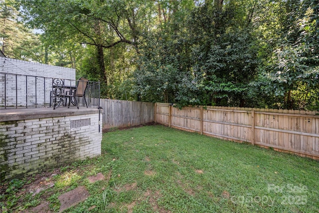 3130 Erskine Dr, Charlotte, NC 28205 - view of fenced backyard