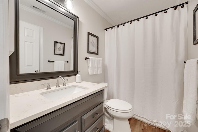 353 Tall Oaks Trl, Fort Mill, SC 29715 - full bathroom featuring vanity, crown molding, wood finished floors, and curtained shower