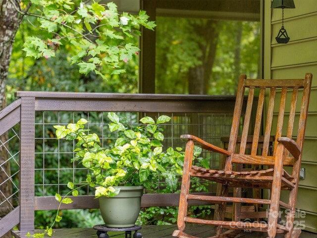 21 Fern Haven Ln, Fairview, NC 28730 - view of wooden terrace