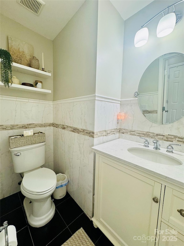 7918 Boars Head Ct, Charlotte, NC 28214 - photo 9