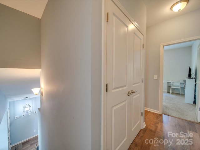120 Prairie View Ct, Belmont, NC 28012 - corridor featuring wood finished floors and baseboards
