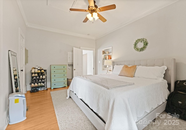 515 N Main Gq St, Granite Quarry, NC 28146 - bedroom featuring crown molding, light wood-style flooring, and ceiling fan