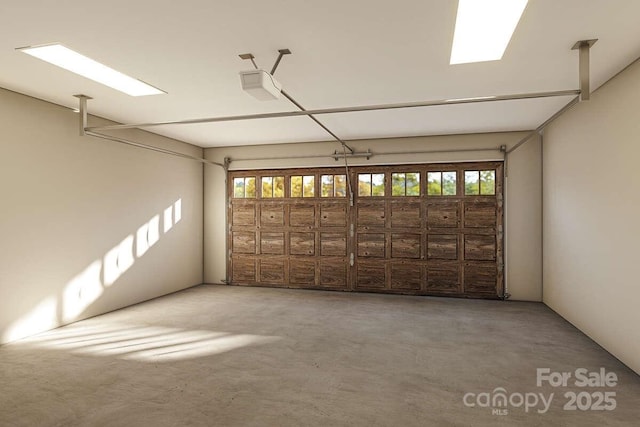 2106 Piper Ridge Dr, Lenoir, NC 28645 - view of garage