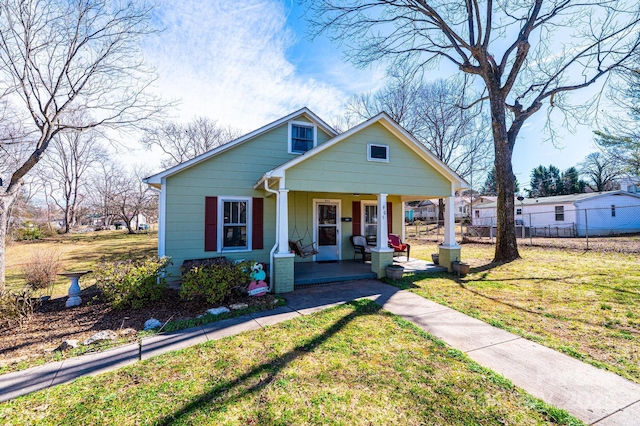 905 Orchard St SW, Valdese, NC 28690 - bungalow-style house featuring covered porch