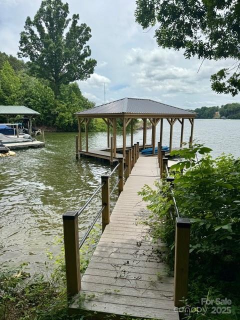 138 Island View Rd, Statesville, NC 28677