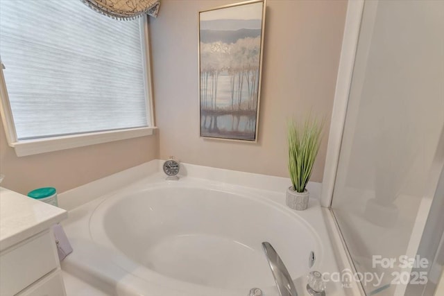9040 Scottsboro Dr, Huntersville, NC 28078 - bathroom with vanity and a bath
