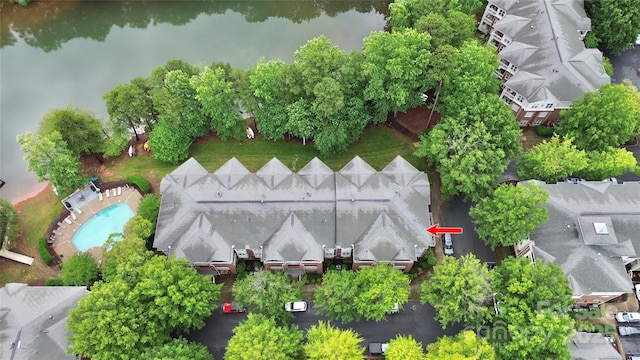 921 NE Dr, Davidson, NC 28036 - drone / aerial view of a pool and a large body of water