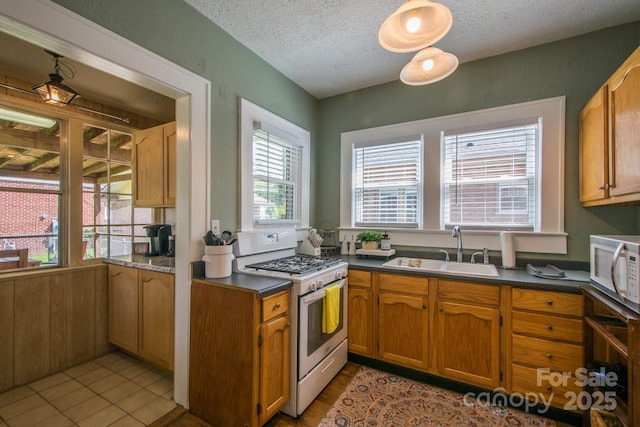 1728 Haywood Rd, Hendersonville, NC 28791 - photo 13