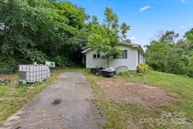 92 Flynn Branch Rd, Asheville, NC 28804 - view of property exterior with a yard