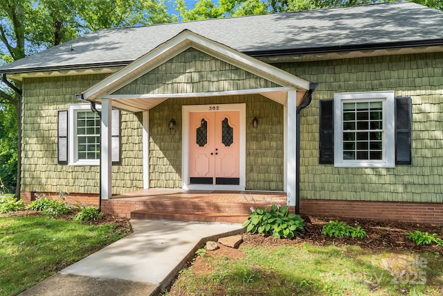 302 White St, Morganton, NC 28655 - entrance to property with roof with shingles