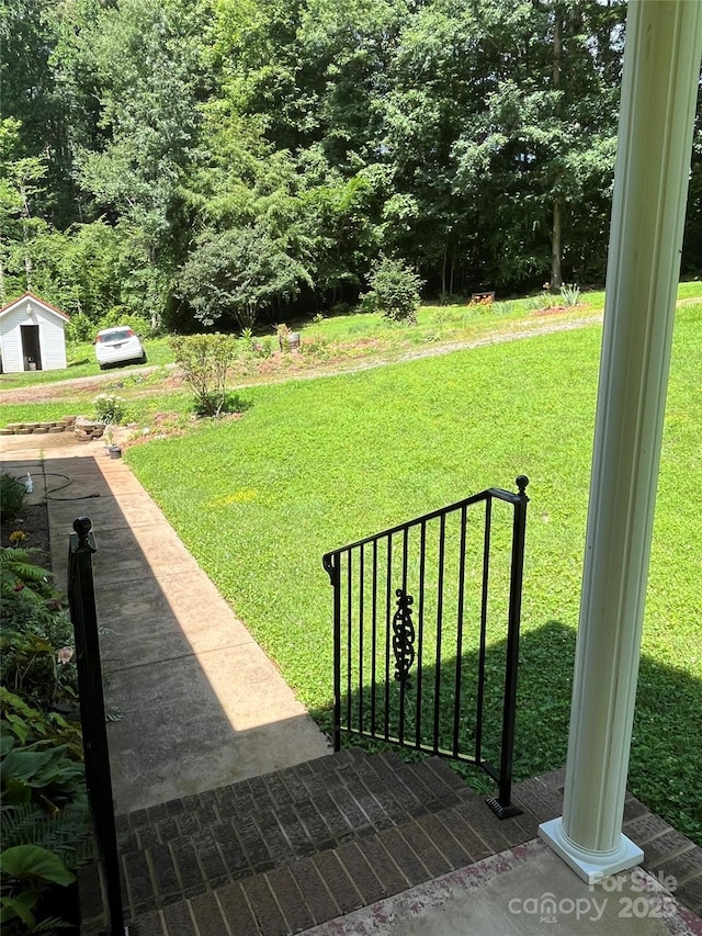 184 Winding Arbor Cir, Cleveland, NC 27013 - view of grassy yard