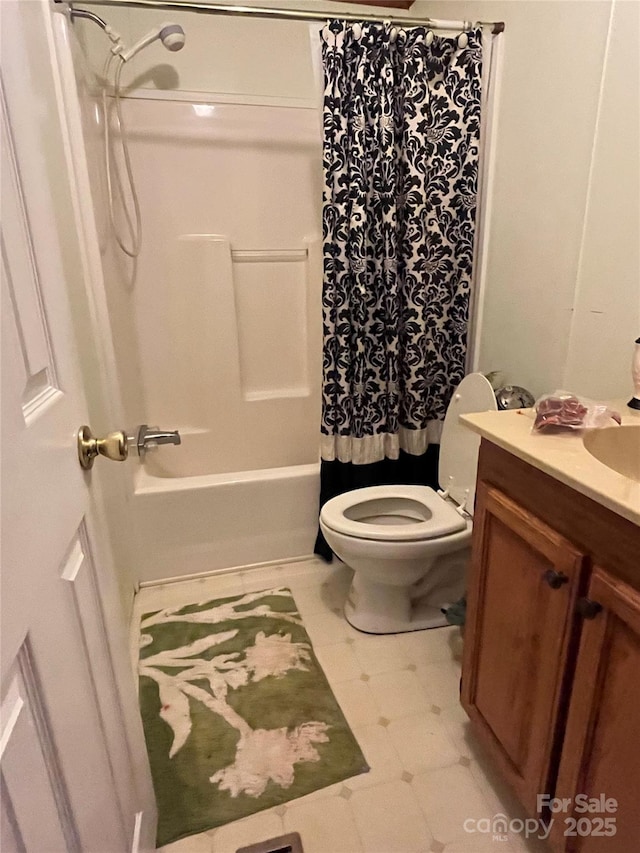 184 Winding Arbor Cir, Cleveland, NC 27013 - full bathroom with vanity and shower / bath combo