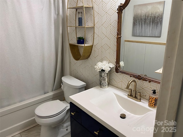 8421 Coulwood Oak Ln, Charlotte, NC 28214 - bathroom with shower / bathtub combination with curtain and vanity