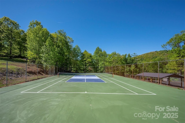 2881 White Oak Mountain Rd Unit D5, Columbus, NC 28722 - view of tennis court with community basketball court