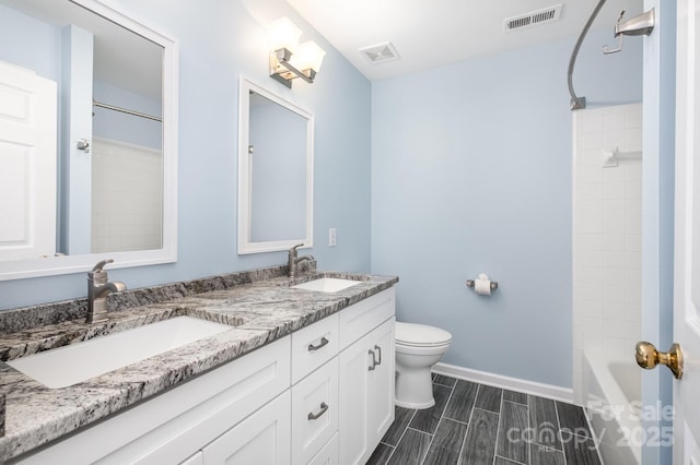 19509 Trintella Ln, Cornelius, NC 28031 - full bath with double vanity, bathtub / shower combination, and wood finish floors