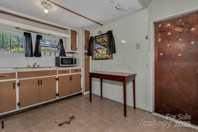 102 Edgewood Rd S, Asheville, NC 28803 - photo 7