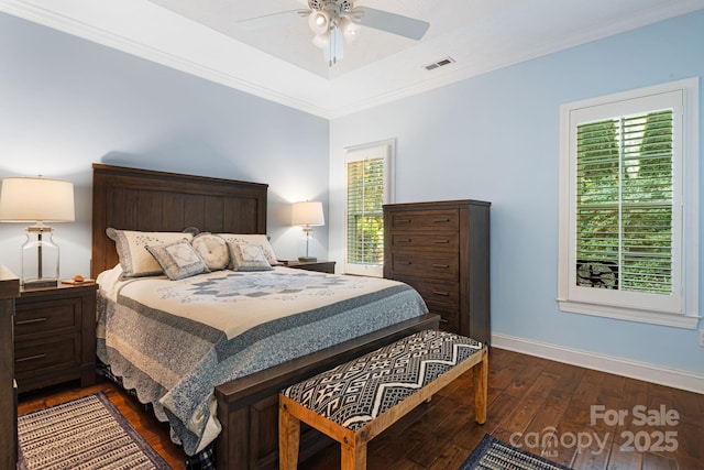609 Carriage Commons Dr, Hendersonville, NC 28791 - bedroom with hardwood / wood-style floors, crown molding, and a ceiling fan