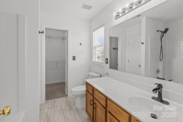 1901 Summit Ridge Ln, Kannapolis, NC 28083 - full bath with a shower, vanity, and a walk in closet