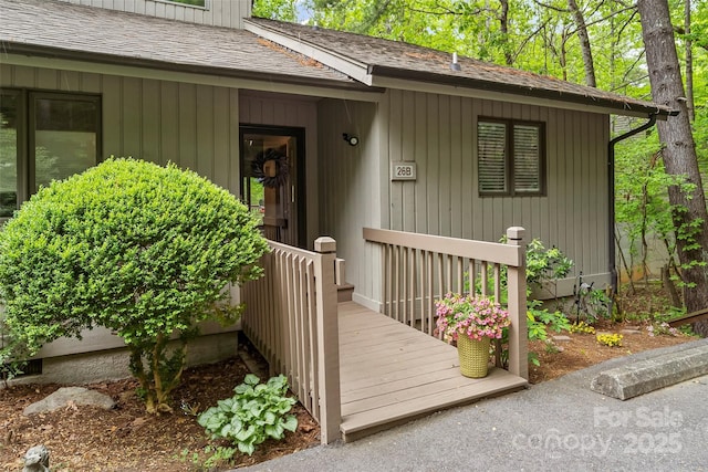 26B Cedarwood Trl, Asheville, NC 28806 - entrance to property with roof with shingles