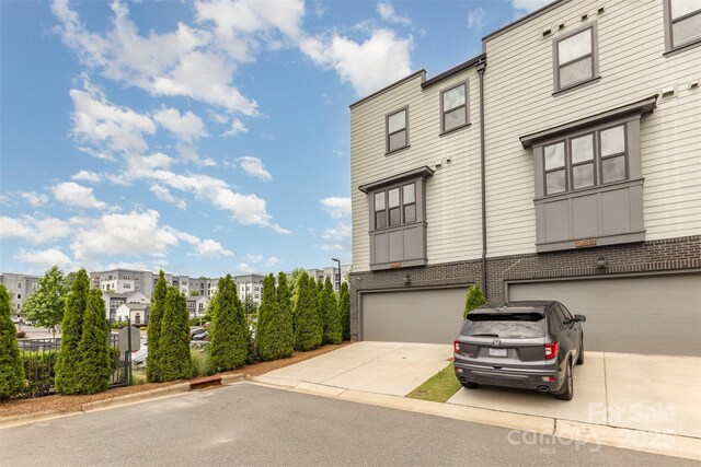 2523 Irwin Stream Rd, Charlotte, NC 28208 - photo 32