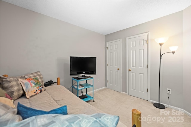 171 Highland Woods Ct, Denver, NC 28037 - carpeted living area featuring baseboards