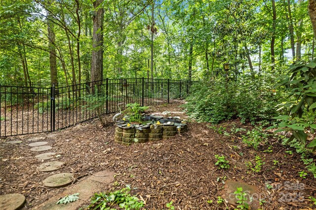 171 Highland Woods Ct, Denver, NC 28037 - view of yard
