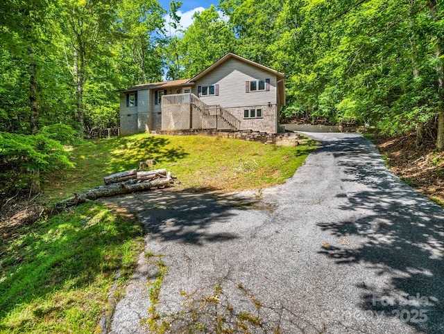 436 Utsonati Ln, Brevard, NC 28712 - view of front of house featuring asphalt driveway and stairway