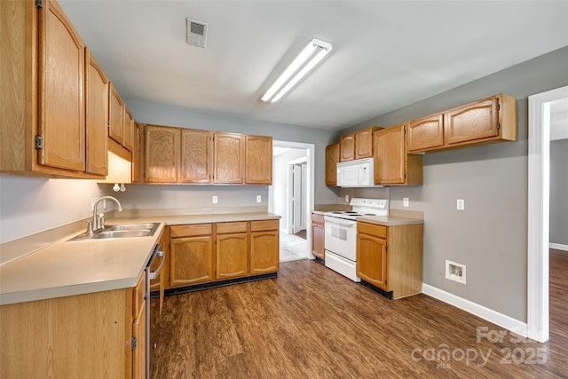 12812 Bradford Hill Ln, Huntersville, NC 28078 - kitchen featuring white appliances, dark wood-style flooring, and light countertops