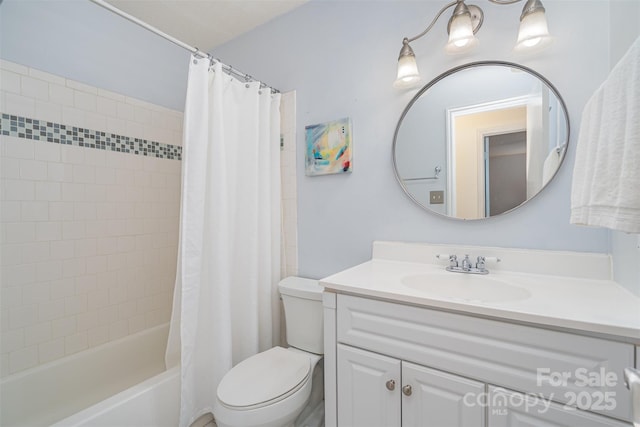4725 Rounding Run Rd, Charlotte, NC 28277 - bathroom featuring vanity and shower / bath combo