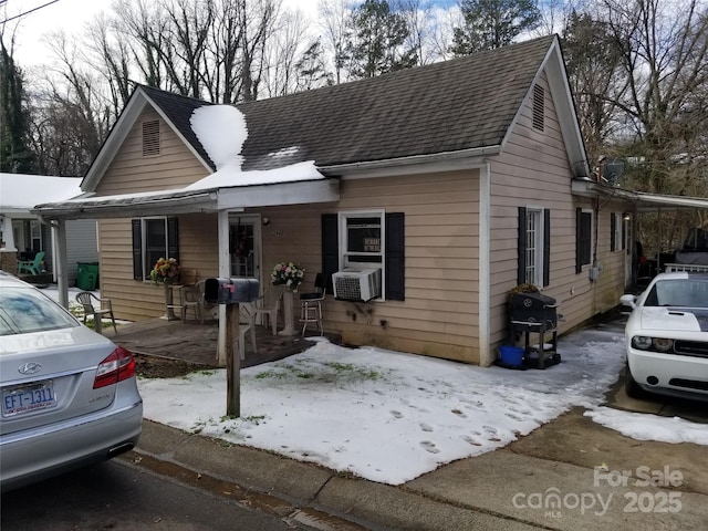 2942 Reid Ave, Charlotte, NC 28208 - view of front of home with roof with shingles