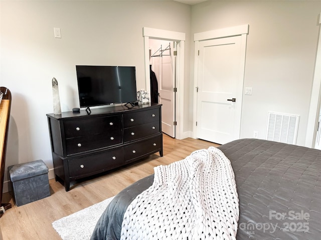 154 Amblers Knoll Rd, Weaverville, NC 28787 - bedroom featuring light wood-style floors