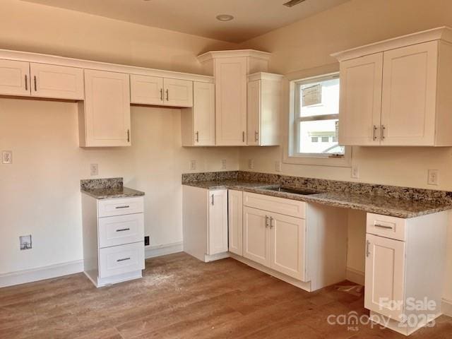 216 Stephens Dr, Morganton, NC 28655 - photo 2