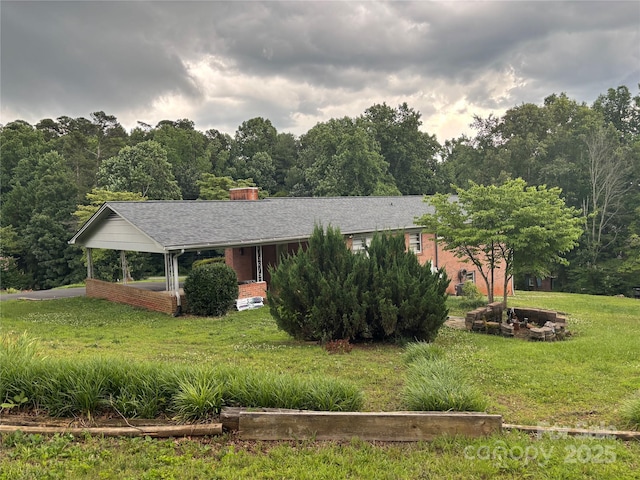 356 Lucky Hollow Rd, Hickory, NC 28601 - view of front of property featuring a front yard and a chimney