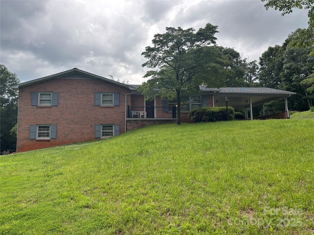 356 Lucky Hollow Rd, Hickory, NC 28601 - view of green lawn