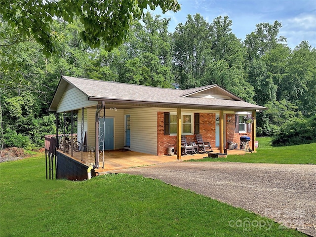 151 Sunny St, Marion, NC 28752 - photo 1