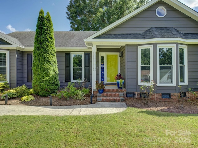 116 Hallett St, Fort Mill, SC 29715 - view of front of home featuring roof with shingles, a front yard, and crawl space