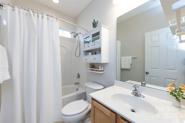 1040 Stonedown Ln, Matthews, NC 28104 - bathroom with vanity and shower / bath combo