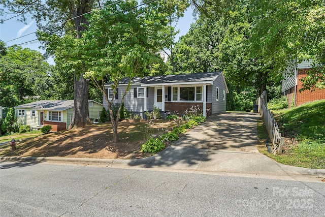 321 Park Ave, Marion, NC 28752 - photo 25