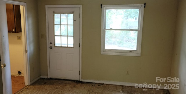 7705 Stone Canyon Ln, Charlotte, NC 28227 - entryway featuring baseboards
