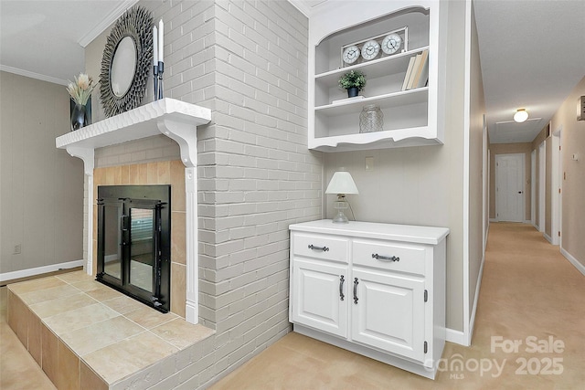 3304 Chilham Pl, Charlotte, NC 28226 - hallway featuring light carpet and ornamental molding