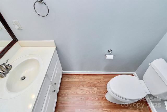 3304 Chilham Pl, Charlotte, NC 28226 - bathroom with wood finished floors and vanity