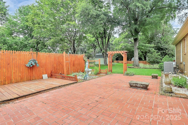 3304 Chilham Pl, Charlotte, NC 28226 - fenced backyard with a patio area, a pergola, and a shed