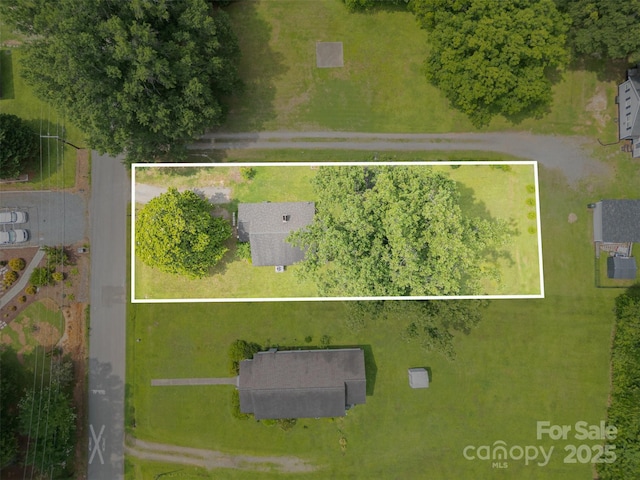 201 Oakland Dr, Lowell, NC 28098 - photo 2