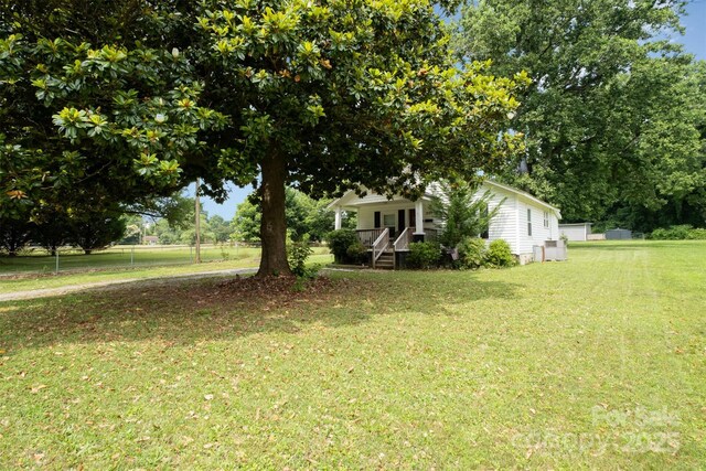 201 Oakland Dr, Lowell, NC 28098 - photo 6